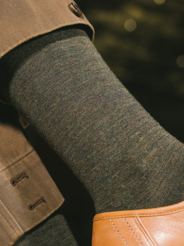 Pétrone chaussettes laine mérinos vert kaki femme
