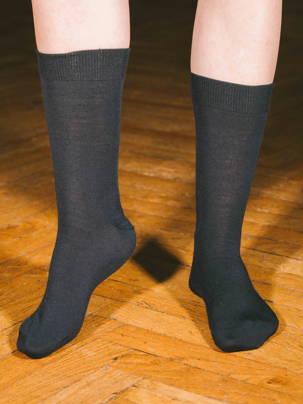 Pétrone chaussettes laine mérinos bleu marine femme