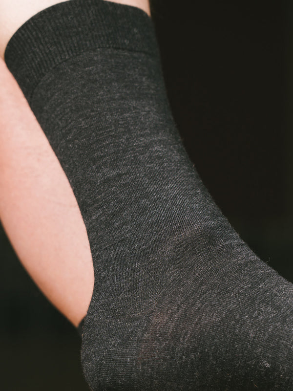 Pétrone chaussettes laine mérinos gris anthracite homme