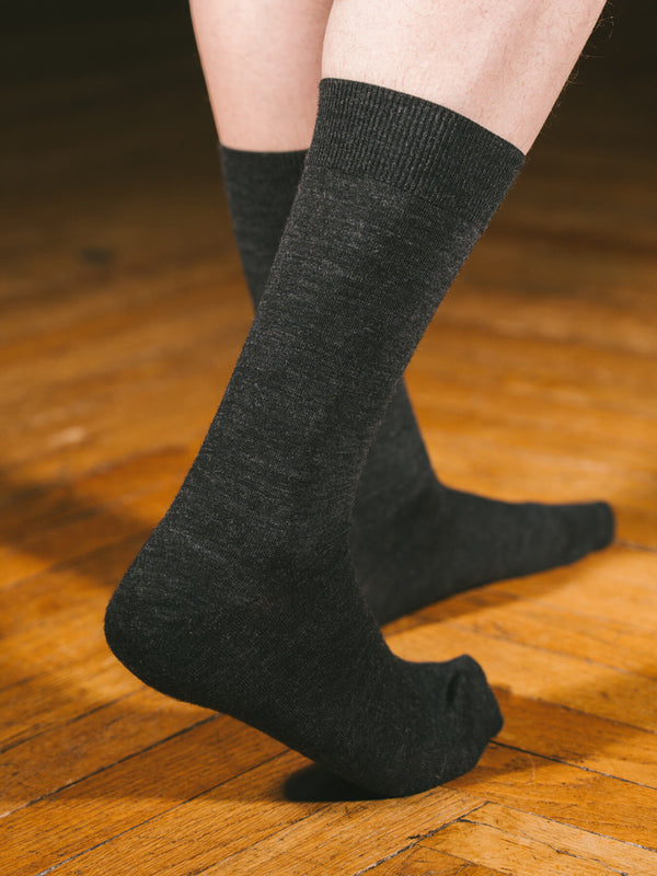 Pétrone chaussettes laine mérinos gris anthracite homme