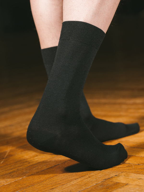 Pétrone chaussettes laine mérinos noir homme