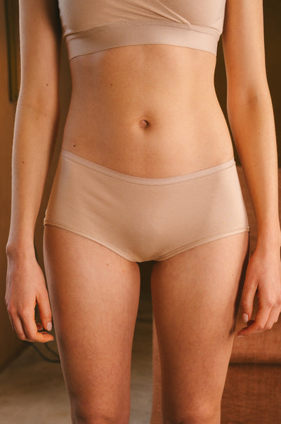Pétrone shorty hipster lin femme