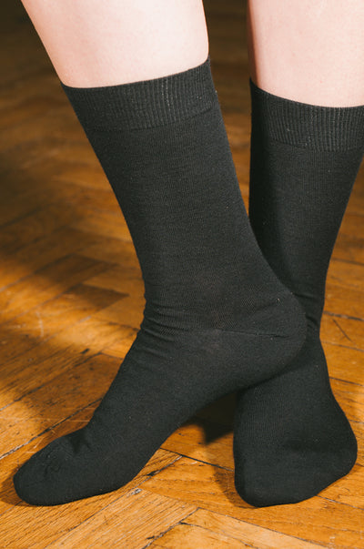 Pétrone chaussettes laine mérinos noir homme